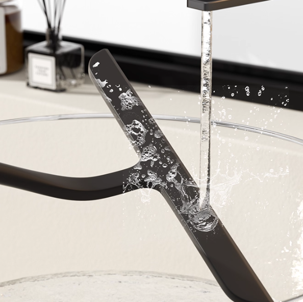 USICAH Modern Matte Black Squeegee